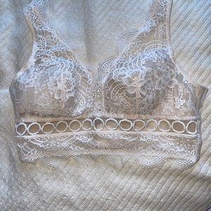 Victoria Secret cami top. Beige, light support, built in bra, NWT, medium.